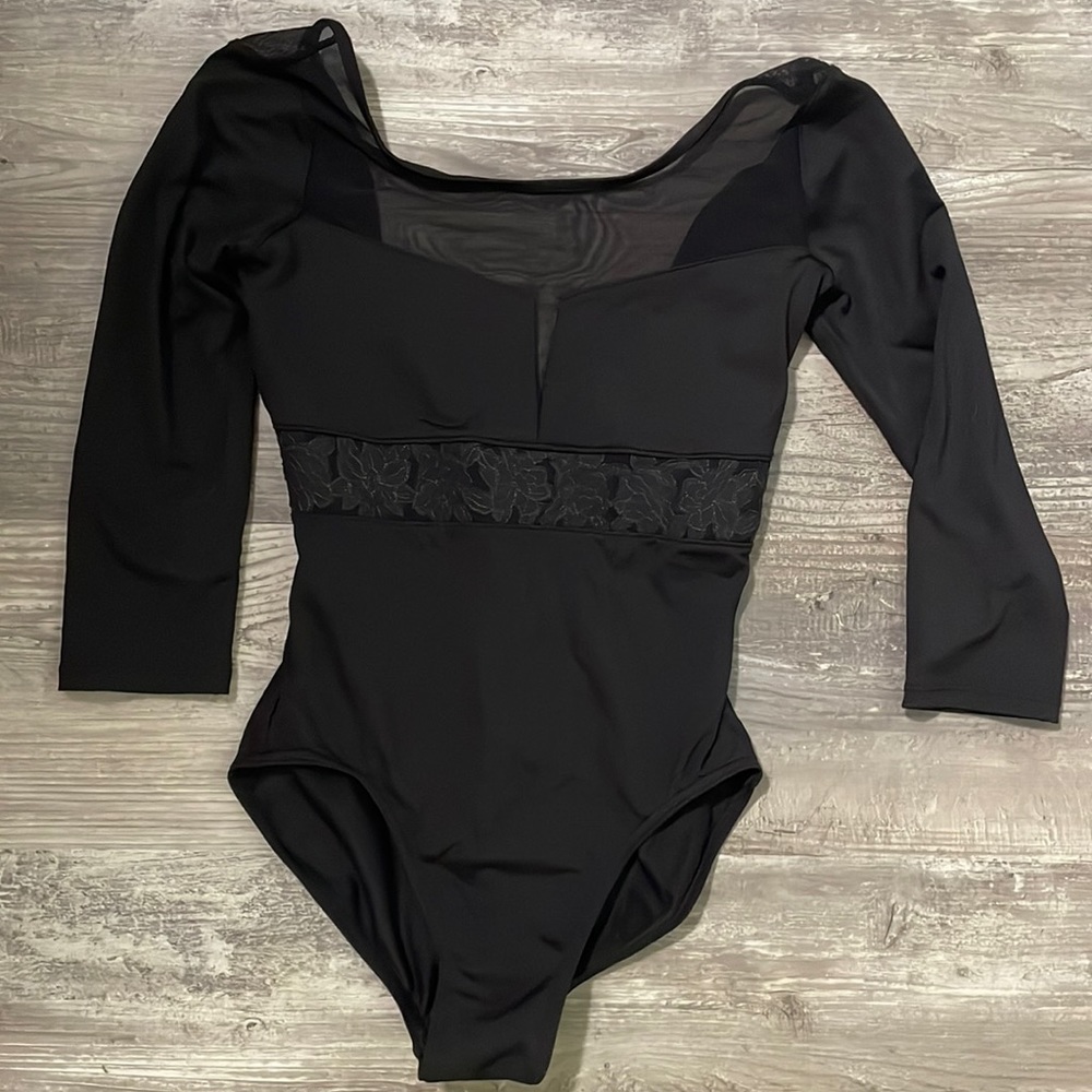 3/4 sleeve leotard